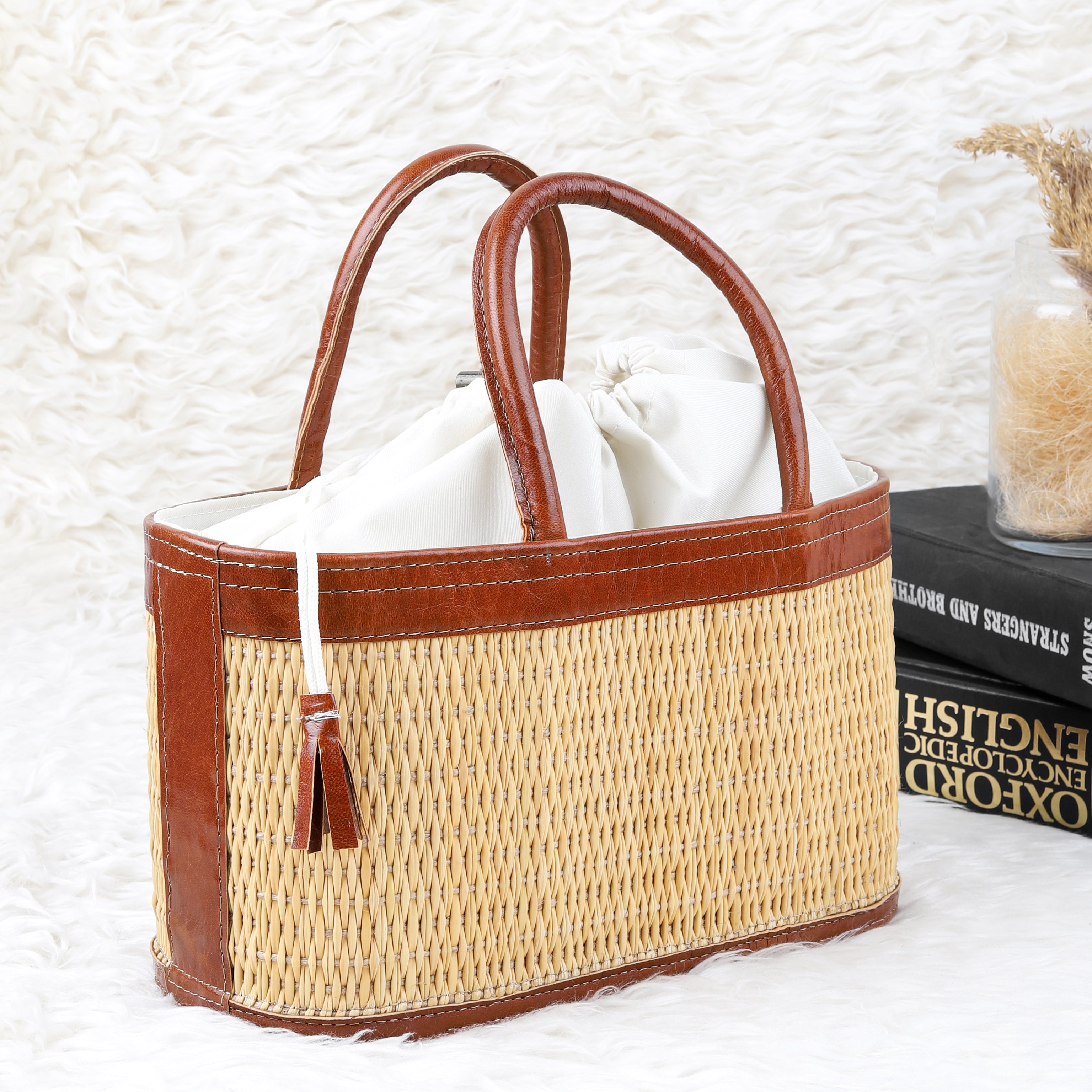 Handmade Top Handle Straw Bag - ArtisRaw